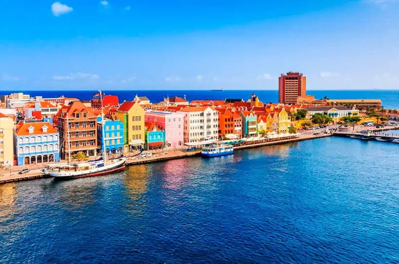 viajaya curacao